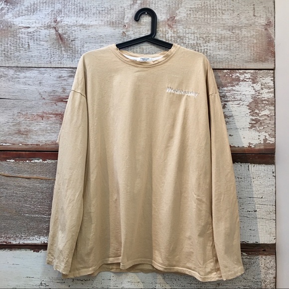 “Wednesday” long sleeve t-shirt - Picture 4 of 7